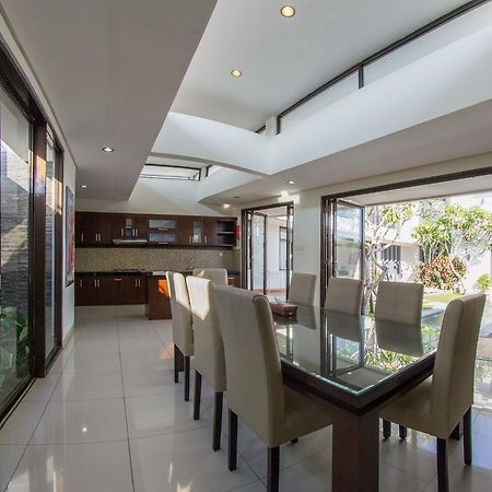 Villa Uma Girasole Canggu Εξωτερικό φωτογραφία