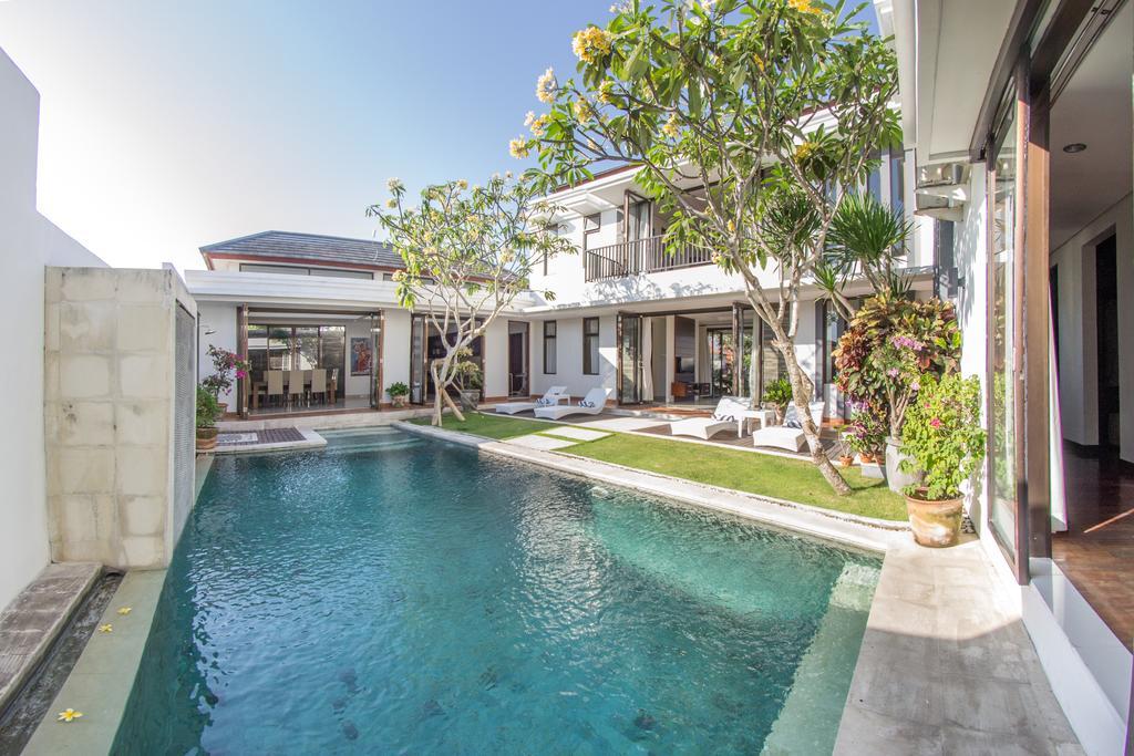 Villa Uma Girasole Canggu Εξωτερικό φωτογραφία