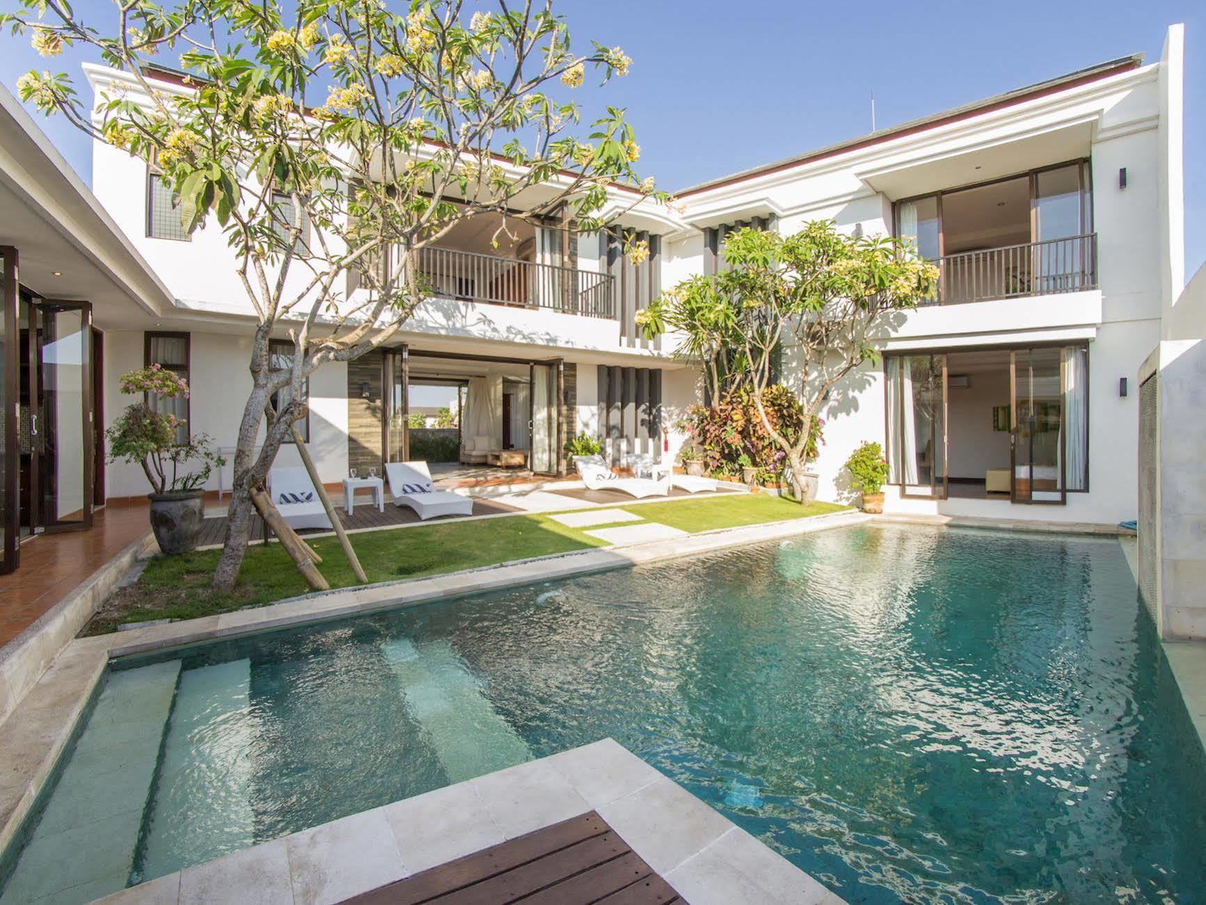 Villa Uma Girasole Canggu Εξωτερικό φωτογραφία